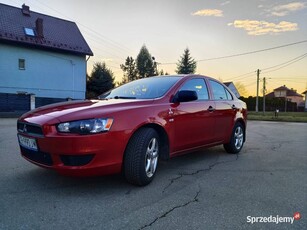 Lancer Mitsubishi sedan krajowy