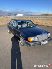 Mercedes W124