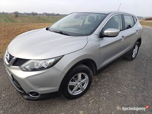 Nissan Qashqai 2014 · 1.2 Benzyna · 115KM · Bezwypadkowy