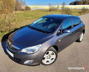 Opel Astra 1.4 Turbo * Oryginał * Podgrzewana kierownica * Serwisowana *