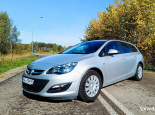 Opel Astra J 2015 rok Sports Tourer Serwis Okazja