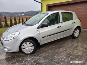 Renault Clio 3 wersja Yahoo 1,5 dCi 2011 rok. Ładne, zadbane.