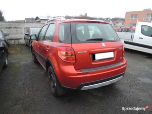 suzuki sx4 4WD- 4.2013- 1.6b-przebieg 91000km-4x4- uszkodzony