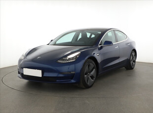 Tesla Model 3 2019 Long Range 4WD 76kWh 105417km Sedan