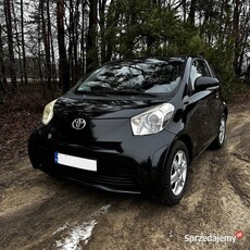 Toyota iQ