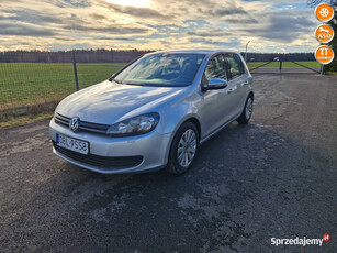 Volkswagen Golf 1.6TDI 105KM zarejestrowany Hak 16