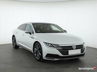 VW Arteon 2.0 TSI