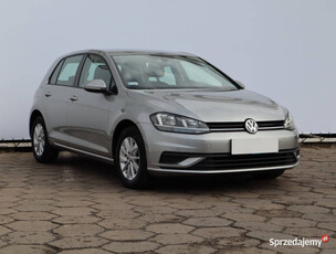 VW Golf 1.0 TSI