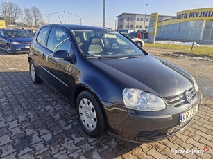 Vw Golf V 1.9TDI 15 w jedych rękach