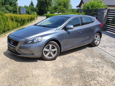 VOLVO V40 2.0 D3/150, 2014 MOMENTUM LED, navi, kamera