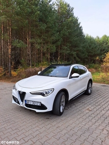 Alfa Romeo Stelvio 2.0 Turbo 16V AT8-Q4 Executive