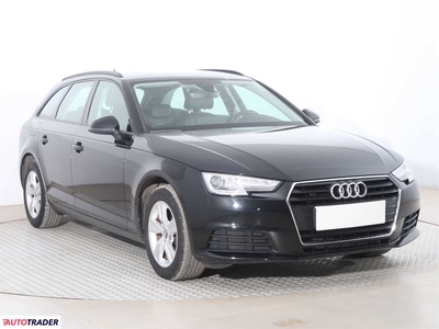 Audi A4 2.0 147 KM 2017r. (Piaseczno)