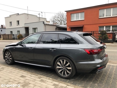 Audi A4 35 TFSI mHEV S Line S tronic