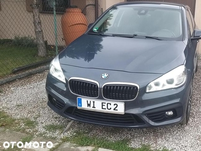 BMW Seria 2 218d Sport Line