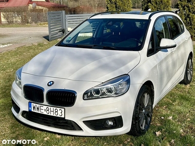 BMW Seria 2 220d Active Tourer xDrive Luxury Line