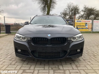 BMW Seria 3 318i Touring M Sport