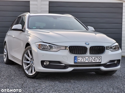 BMW Seria 3 320d Efficient Dynamics Sport Line