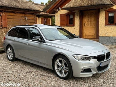 BMW Seria 3 320d Touring xDrive Sport-Aut