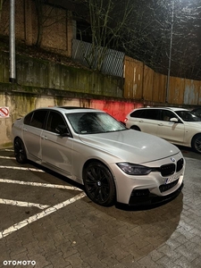 BMW Seria 3 328i xDrive