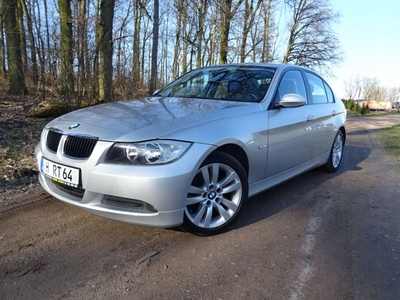 BMW Seria 3 E90-91-92-93 Limuzyna E90 316i 122KM 2008