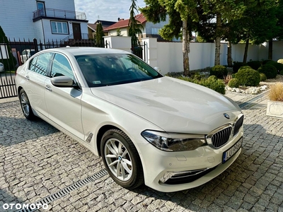 BMW Seria 5 520d Luxury Line