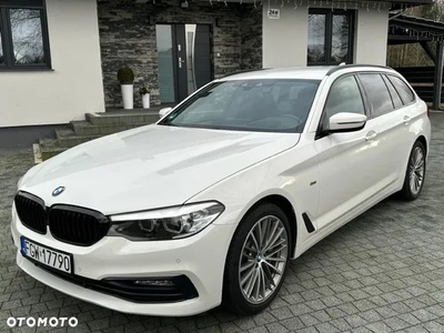 BMW Seria 5 525d Touring Sport Line