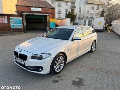 BMW Seria 5 525d xDrive Touring Modern Line