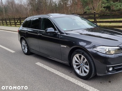 BMW Seria 5 528i xDrive Modern Line