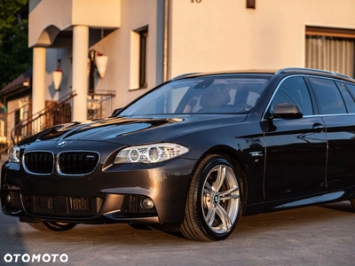 BMW Seria 5 530d xDrive Touring