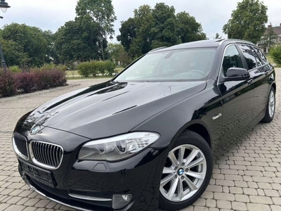 BMW Seria 5 E60 Touring 520 d 177KM 2010