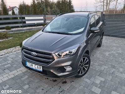 Ford Kuga 1.5 EcoBoost 2x4 ST-Line