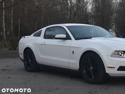 Ford Mustang 3.7 V6 Premium