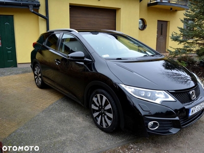 Honda Civic 1.8 Executive (ADAS / Connect+)