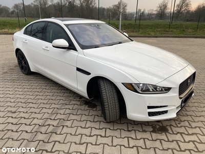 Jaguar XE 2.0 T Prestige