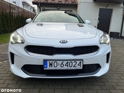 Kia Stinger 2.0 T-GDI L