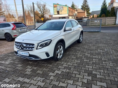 Mercedes-Benz GLA 200 7G-DCT Style