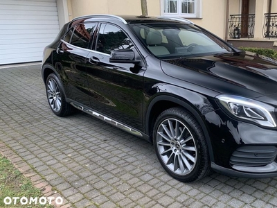 Mercedes-Benz GLA 250 4Matic 7G-DCT AMG Line