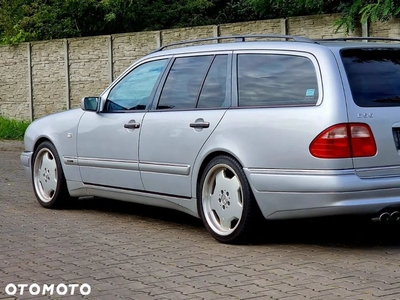 Mercedes-Benz Klasa E 55 T AMG