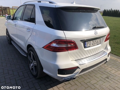 Mercedes-Benz ML 63 AMG 4Matic AMG SPEEDSHIFT 7G-TRONIC AMG Performance Package