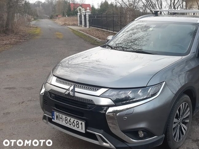 Mitsubishi Outlander 2.0 Instyle Navi 4WD CVT