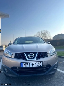 Nissan Qashqai+2