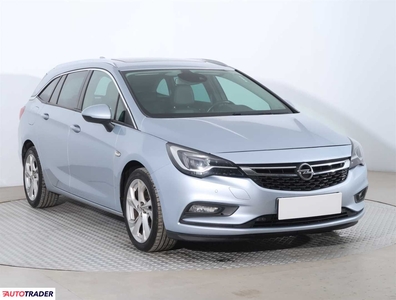 Opel Astra 1.6 134 KM 2017r. (Piaseczno)