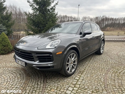 Porsche Cayenne Standard