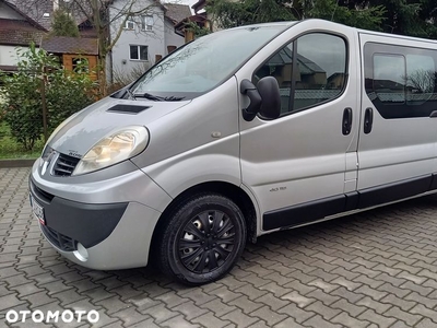 Renault Trafic 2.0 dCi 115 Combi L2H1 teilverglast