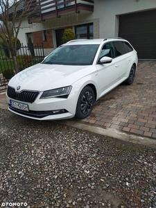 Skoda Superb 2.0 TDI Ambition DSG