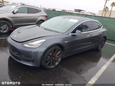 Tesla Model 3 Performance AWD