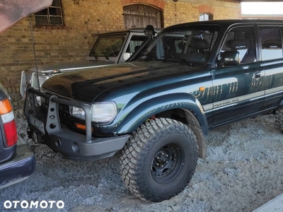 Toyota Land Cruiser HDJ80