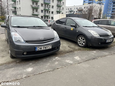 Toyota Prius (Hybrid)