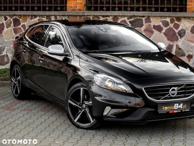 Volvo V40 D2 Drive-E R-Design Momentum