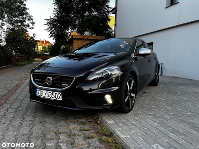 Volvo V40 T3 R-Design